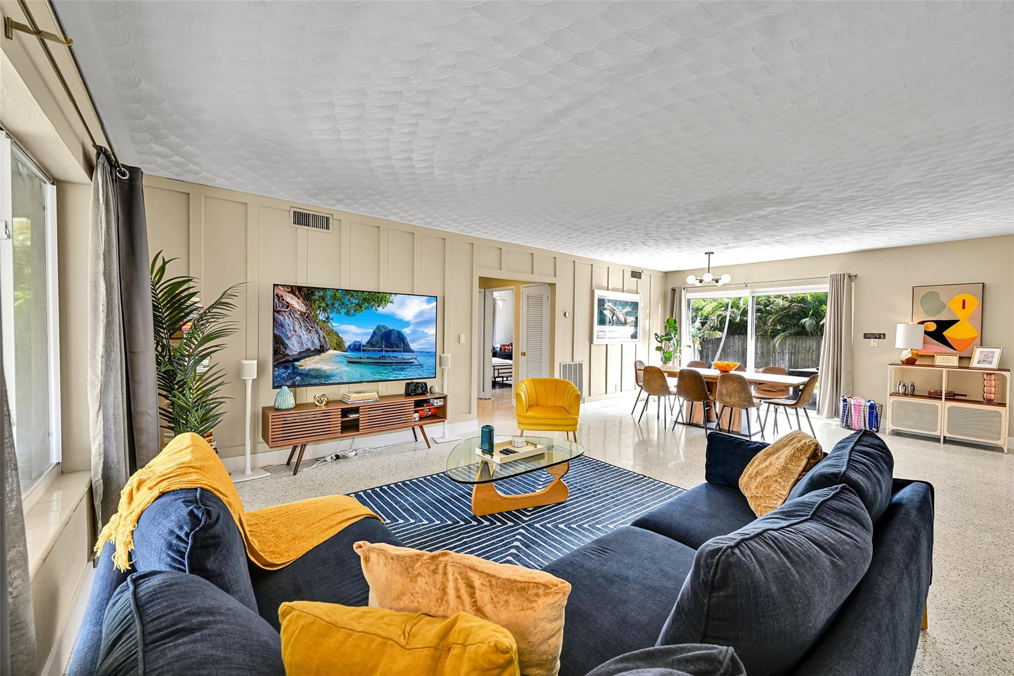 818 NE 18th Fort Lauderdale, FL 33305