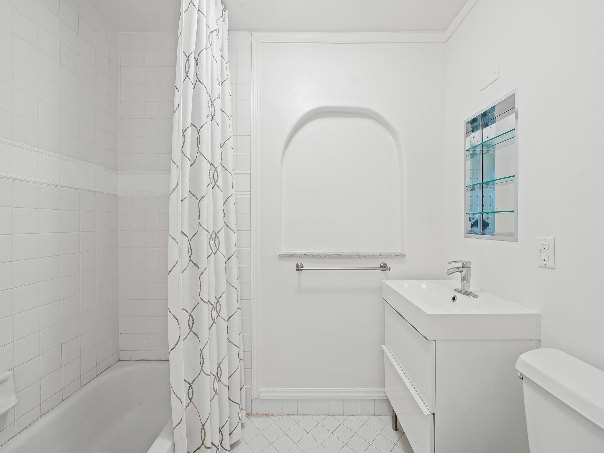 640 SE 26th Fort Lauderdale, FL 33301