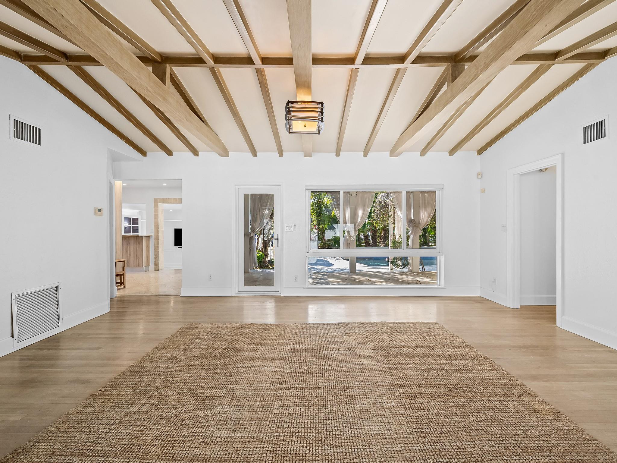 640 SE 26th Fort Lauderdale, FL 33301