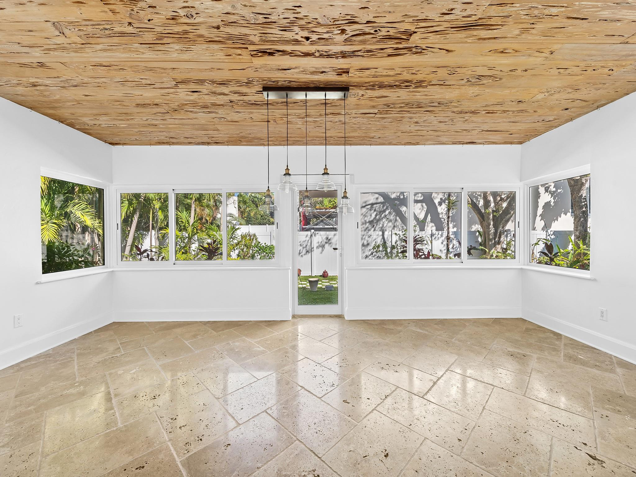 640 SE 26th Fort Lauderdale, FL 33301