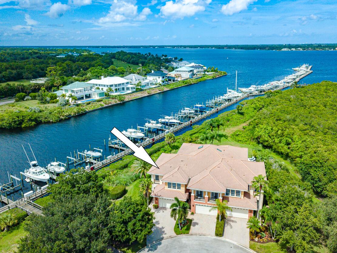 2440 SW Island Crk Trl