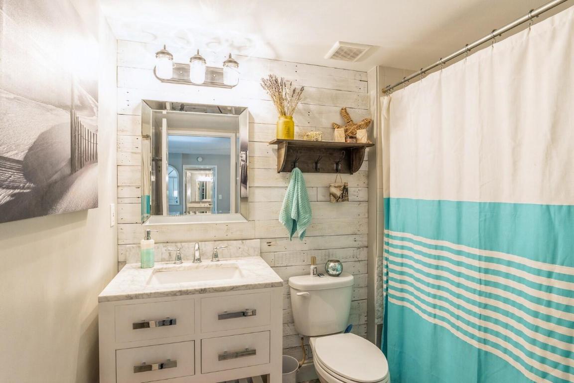 278 Village #8203 Tequesta, FL 33469