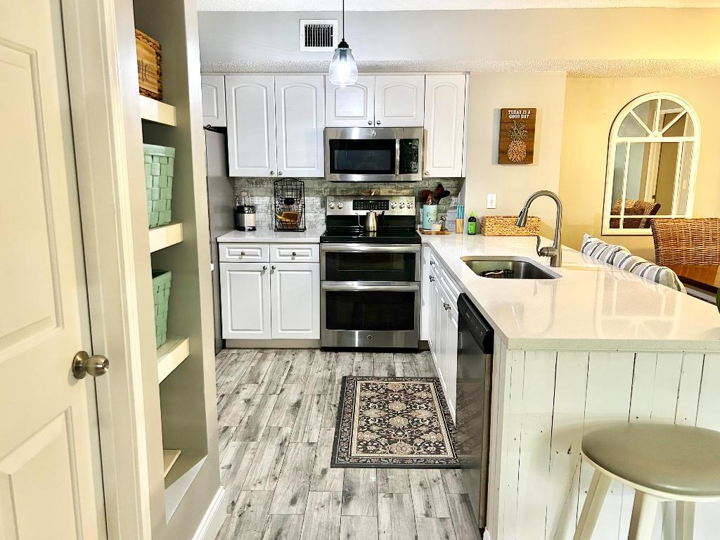 278 Village #8203 Tequesta, FL 33469