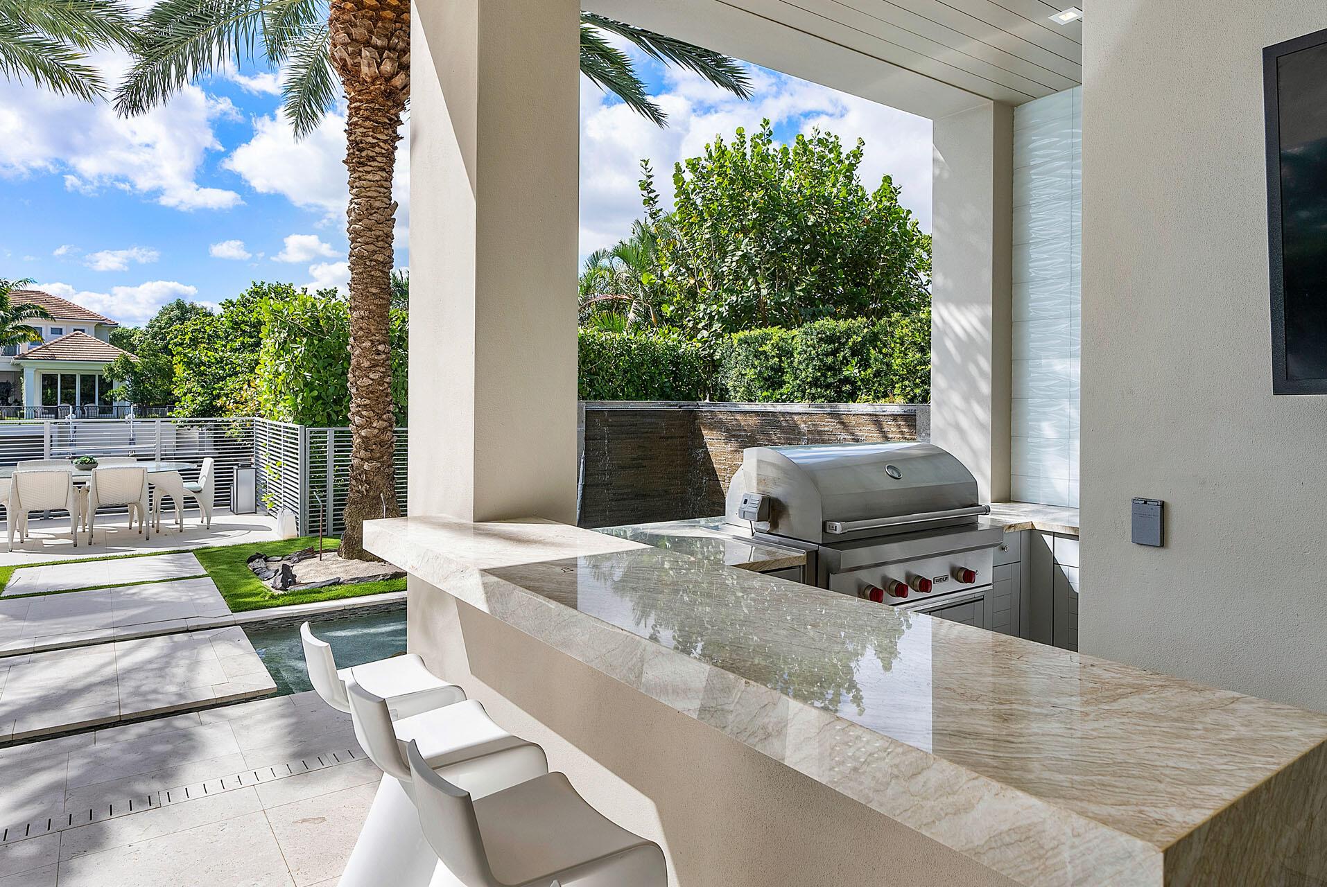 290 S Maya Palm Dr Boca Raton, FL 33432