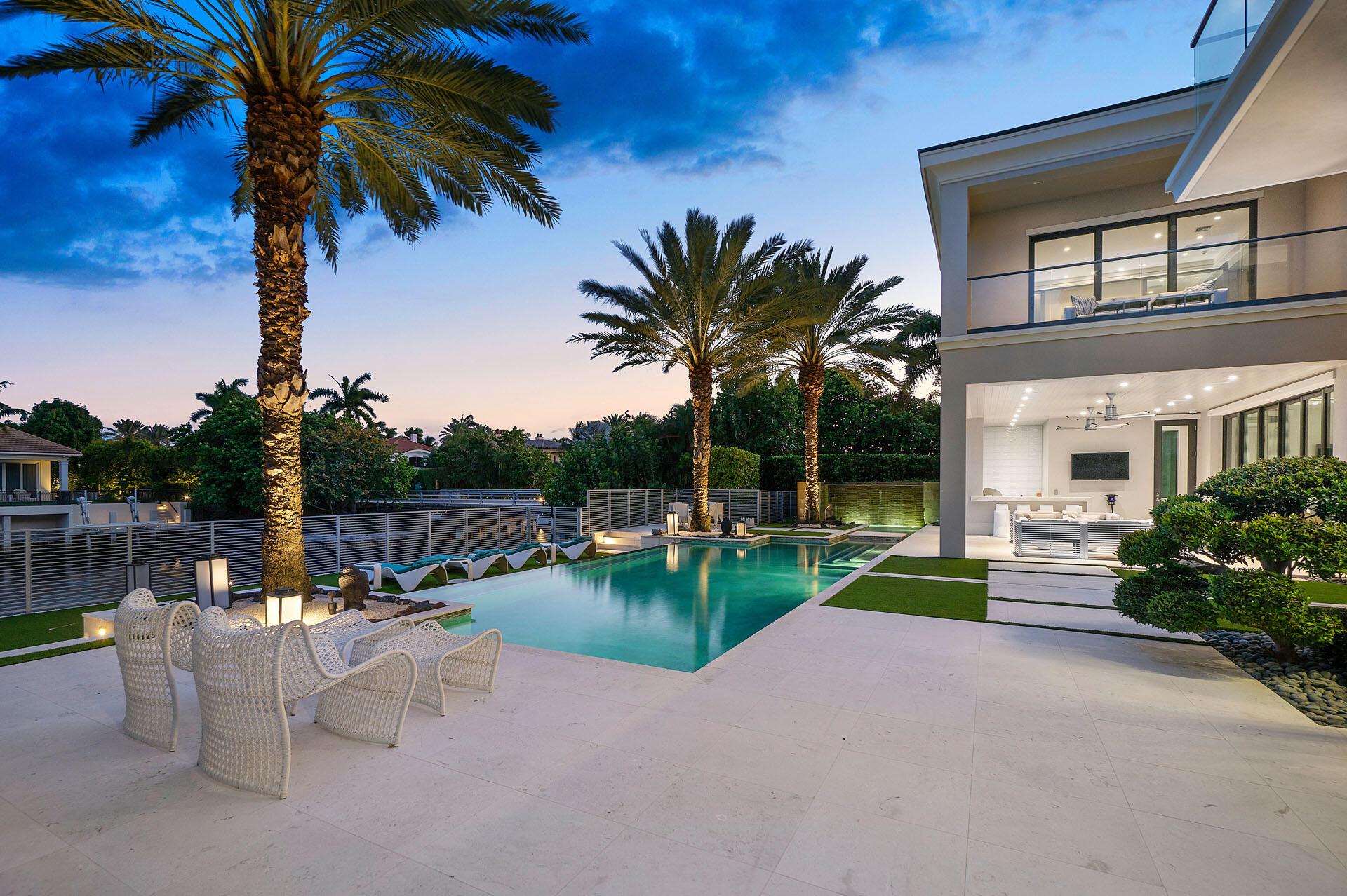 290 S Maya Palm Dr Boca Raton, FL 33432