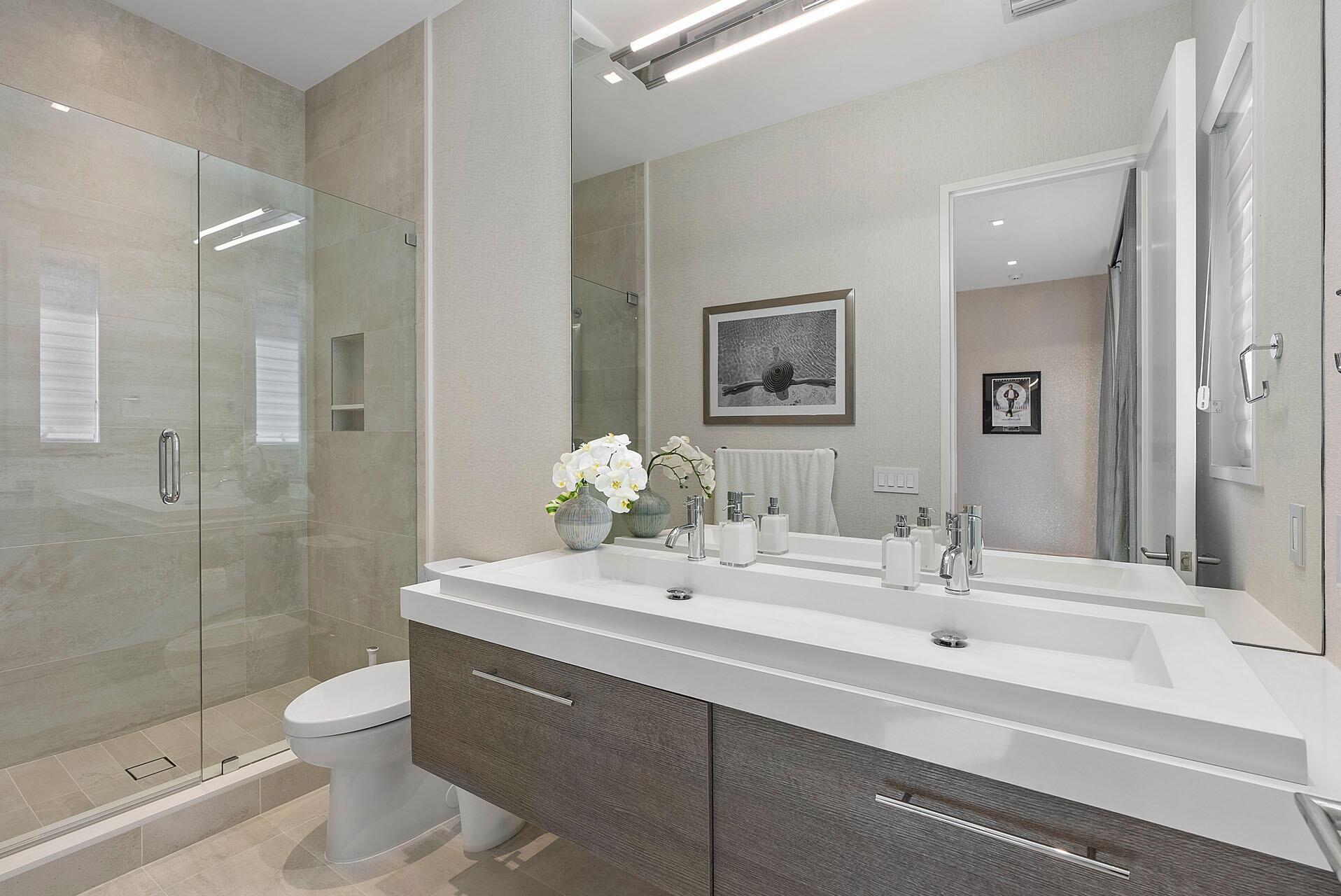 290 S Maya Palm Dr Boca Raton, FL 33432