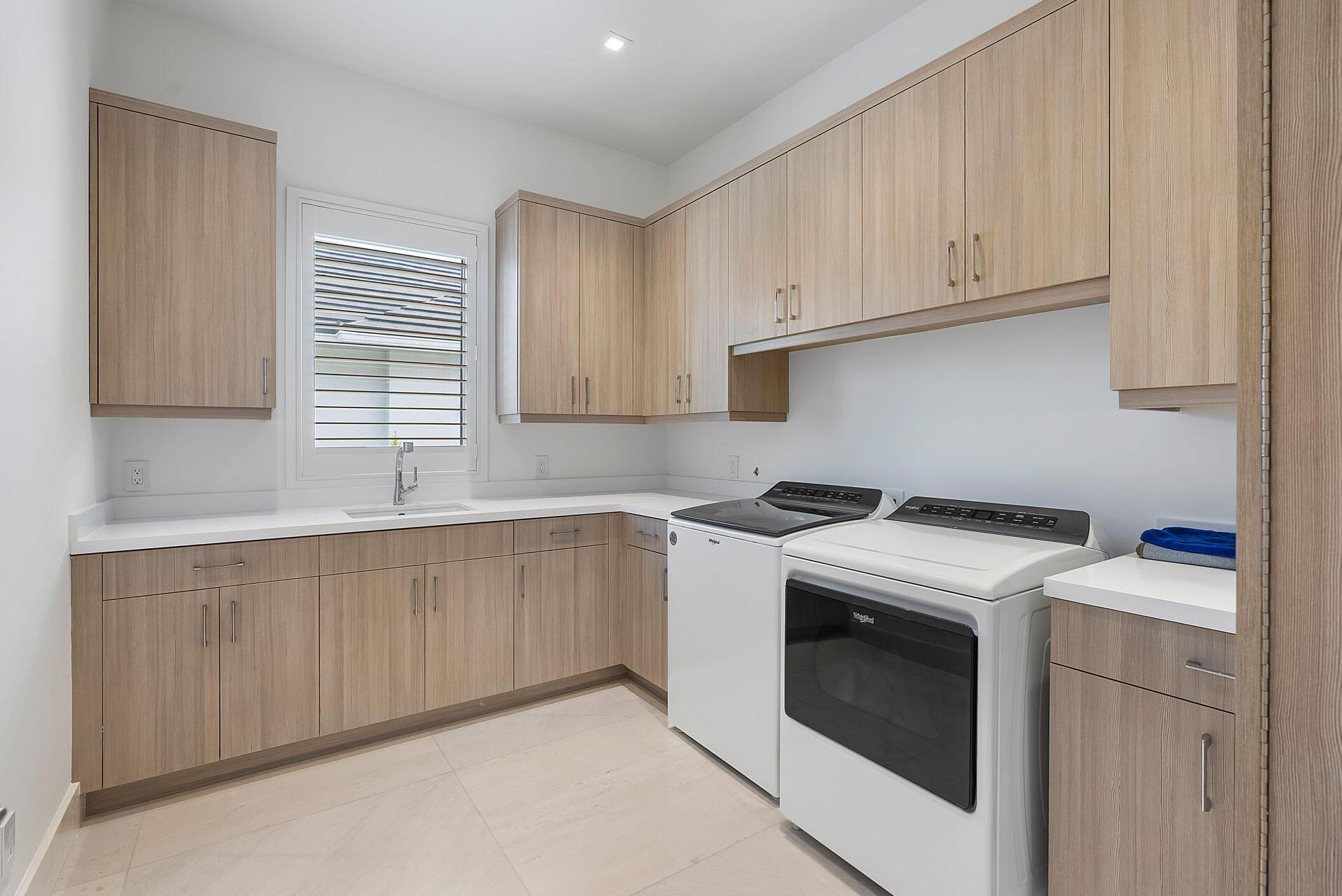 290 S Maya Palm Dr Boca Raton, FL 33432