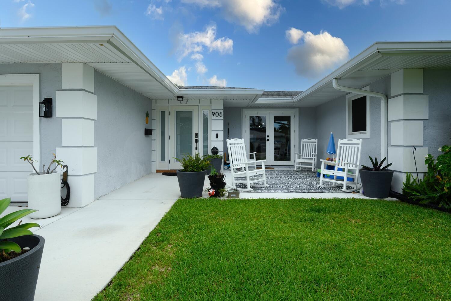 905 Evergreen Dr