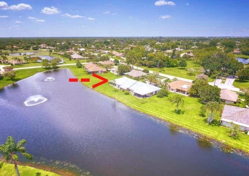 13335 Crosspointe Dr