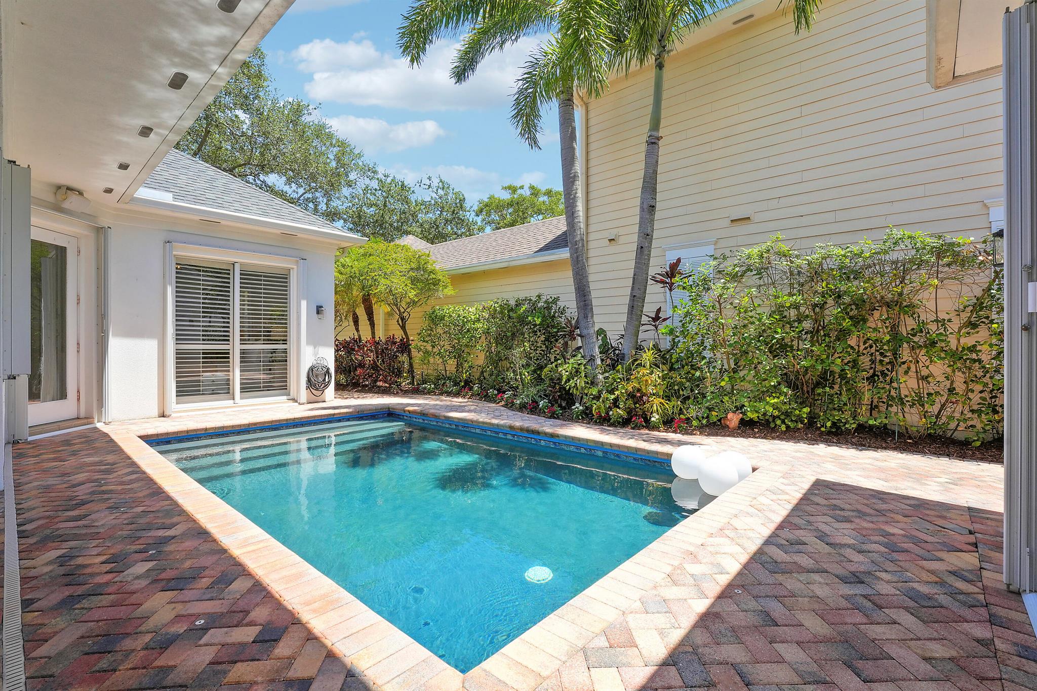 247 Sweet Bay Cir Jupiter, FL 33458