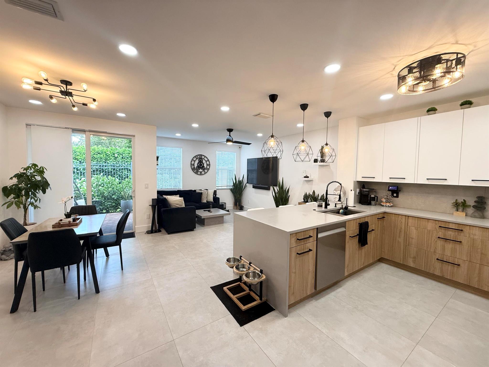 1015 Ventnor Ave #3d