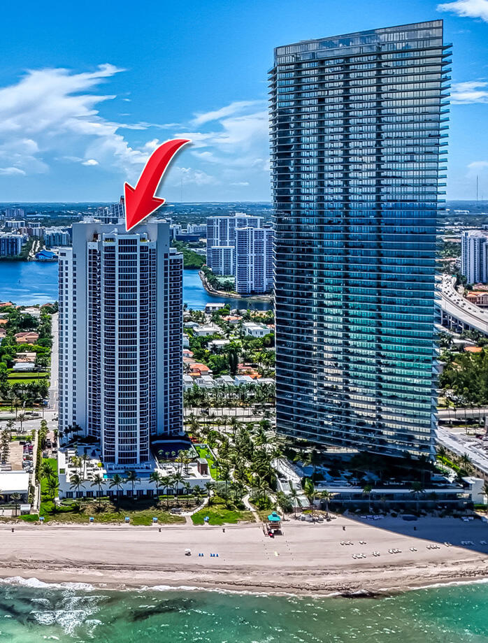 18911 Collins Ave #506