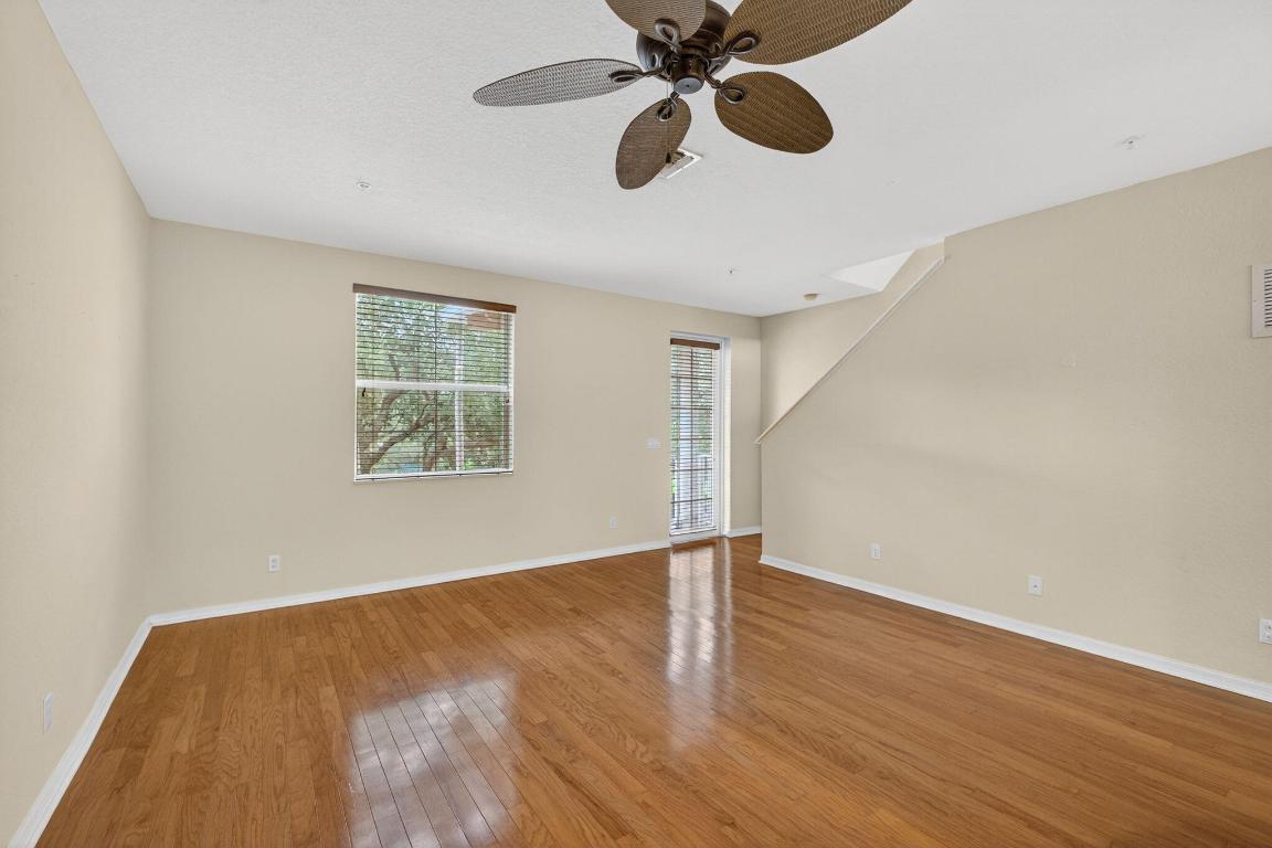 1562 Grande Cull Jupiter, FL 33458