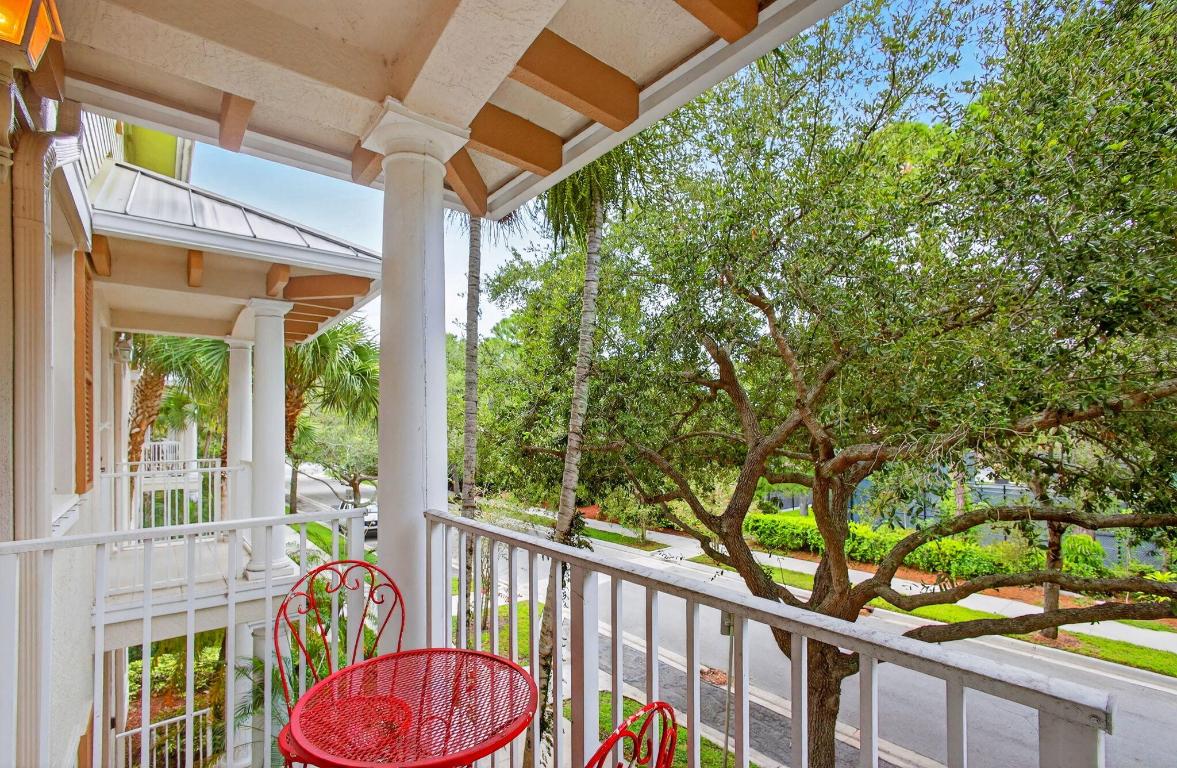 1562 Grande Cull Jupiter, FL 33458