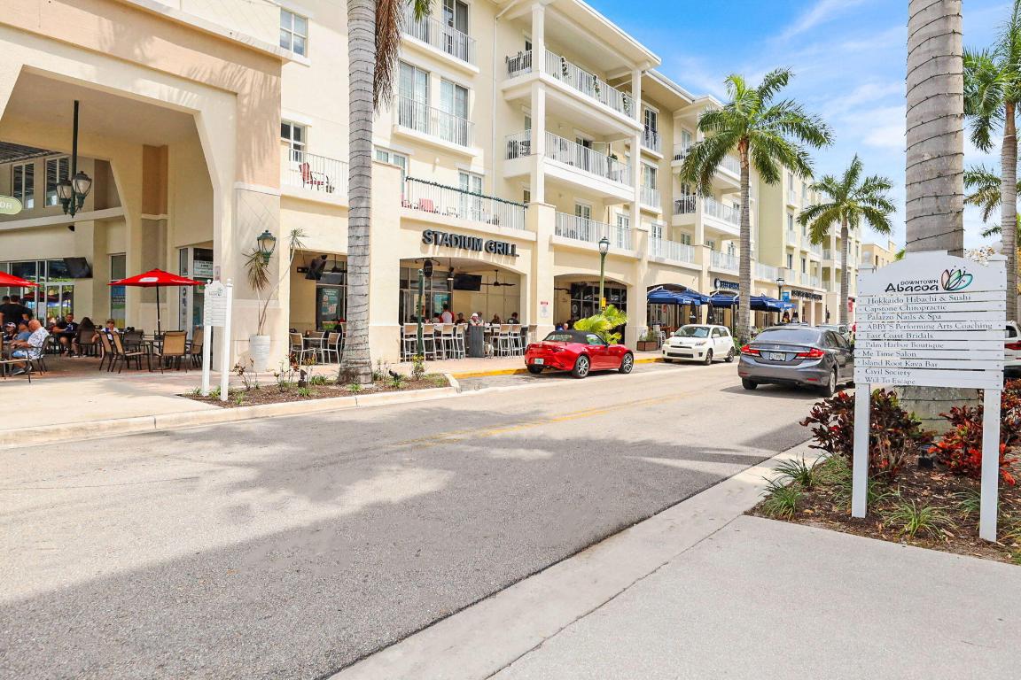 1562 Grande Cull Jupiter, FL 33458