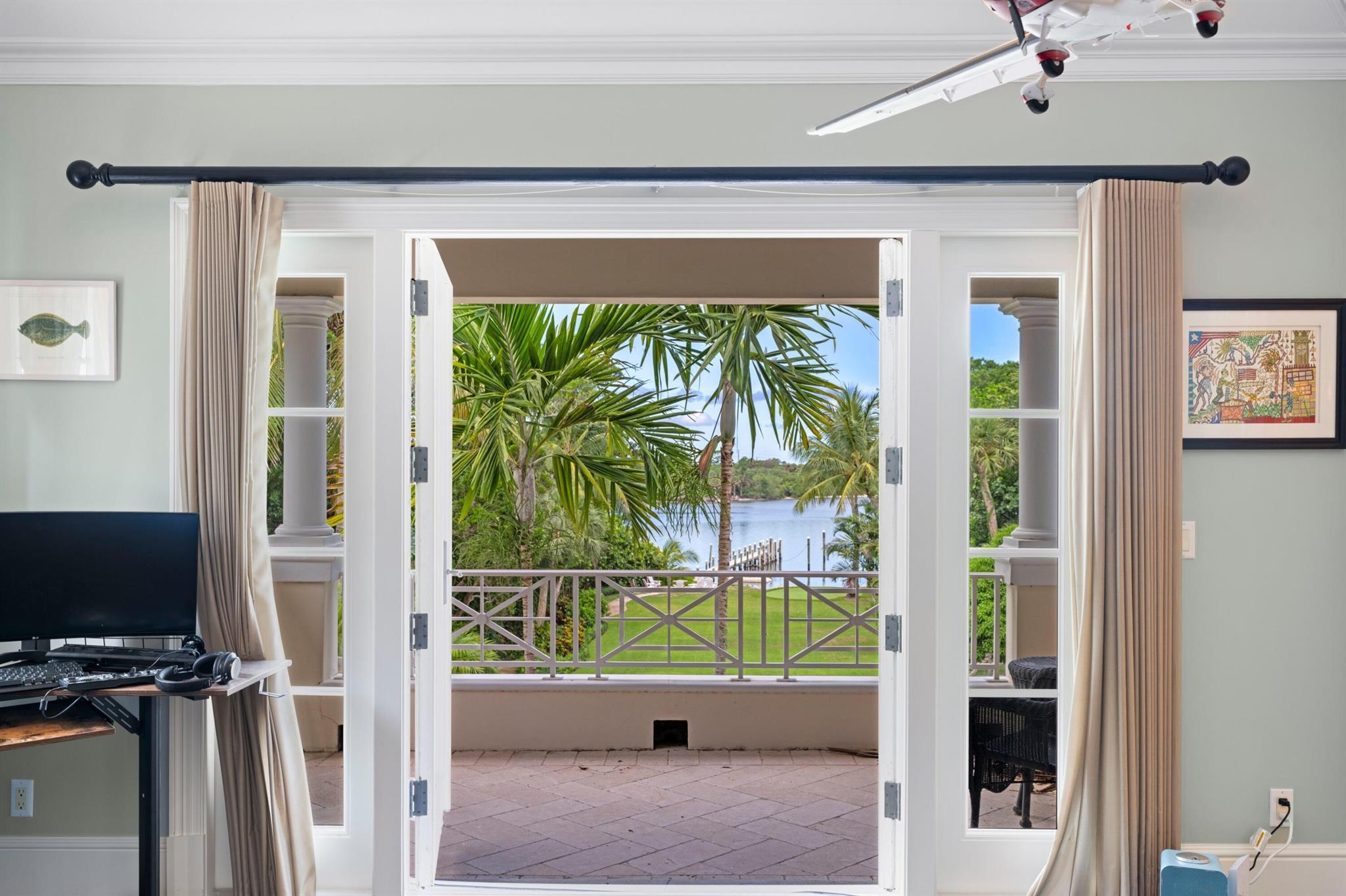 202 Gomez Rd Hobe Sound, FL 33455