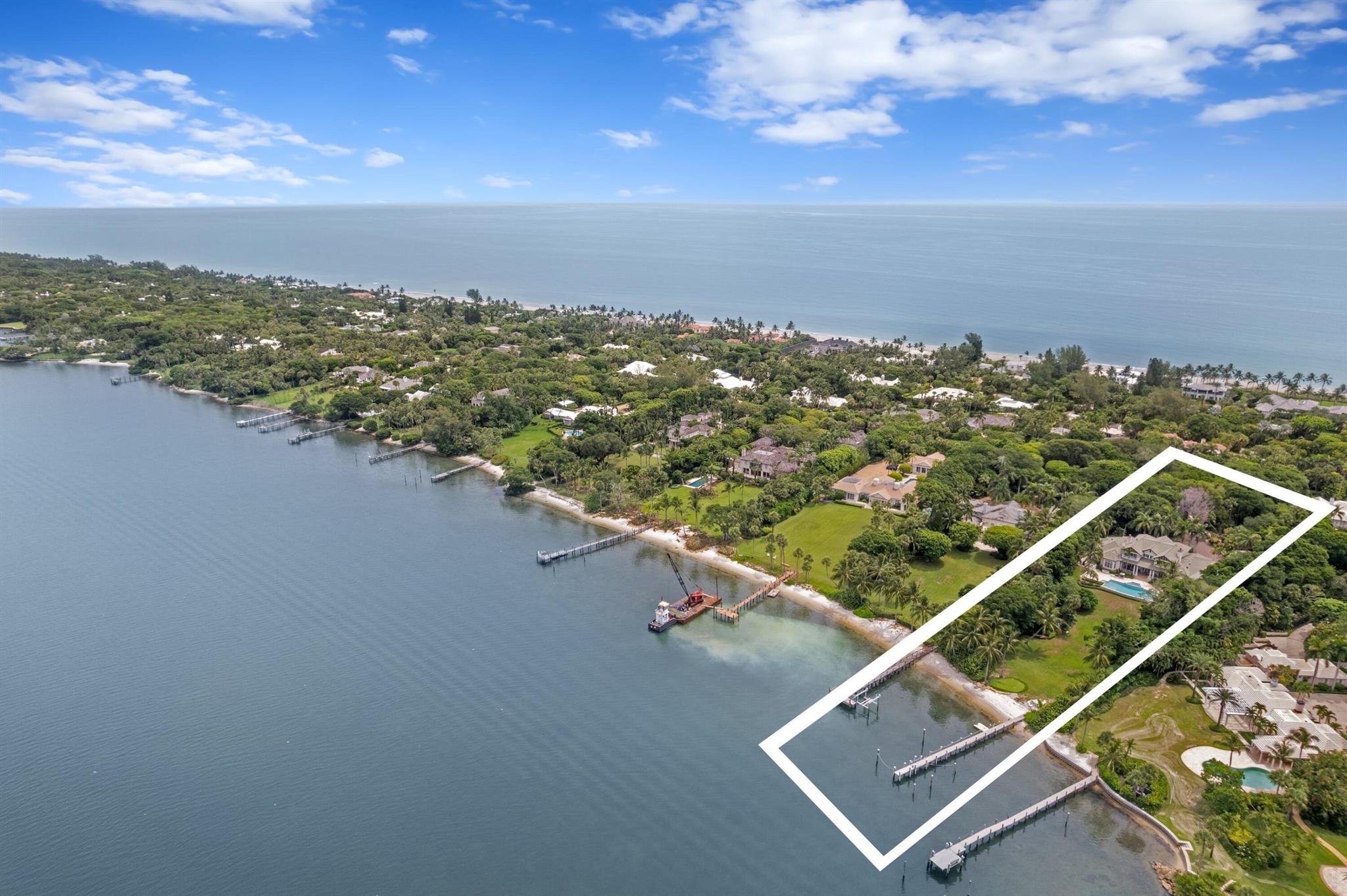 202 Gomez Rd Hobe Sound, FL 33455