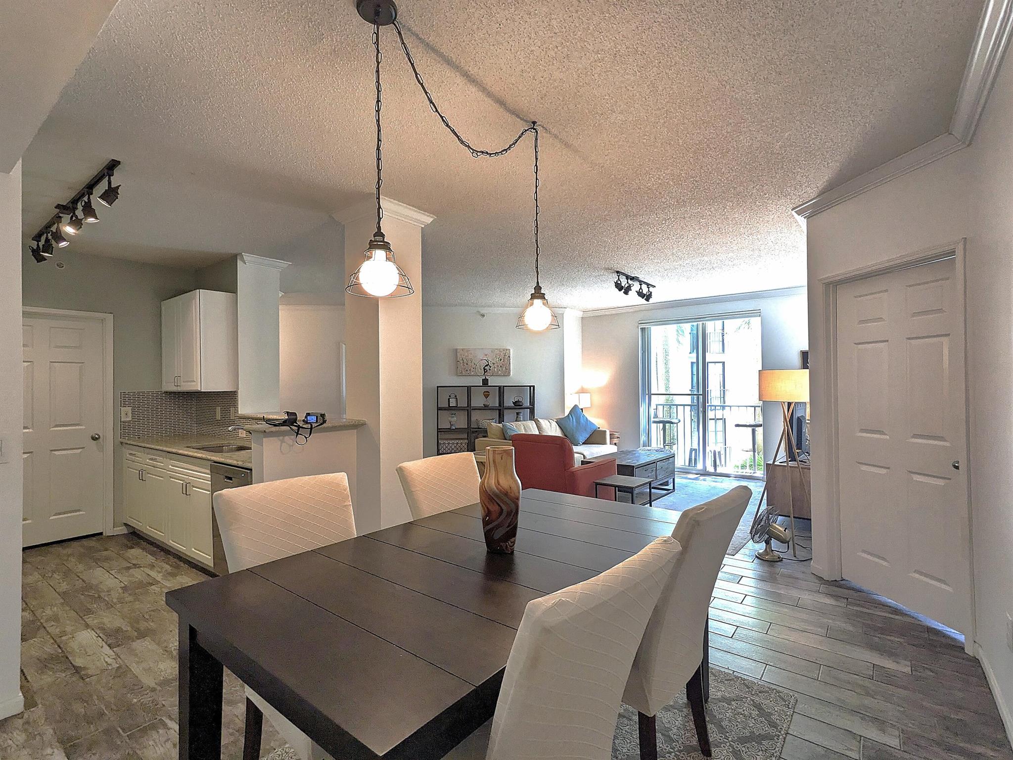 630 S Sapodilla Ave #308
