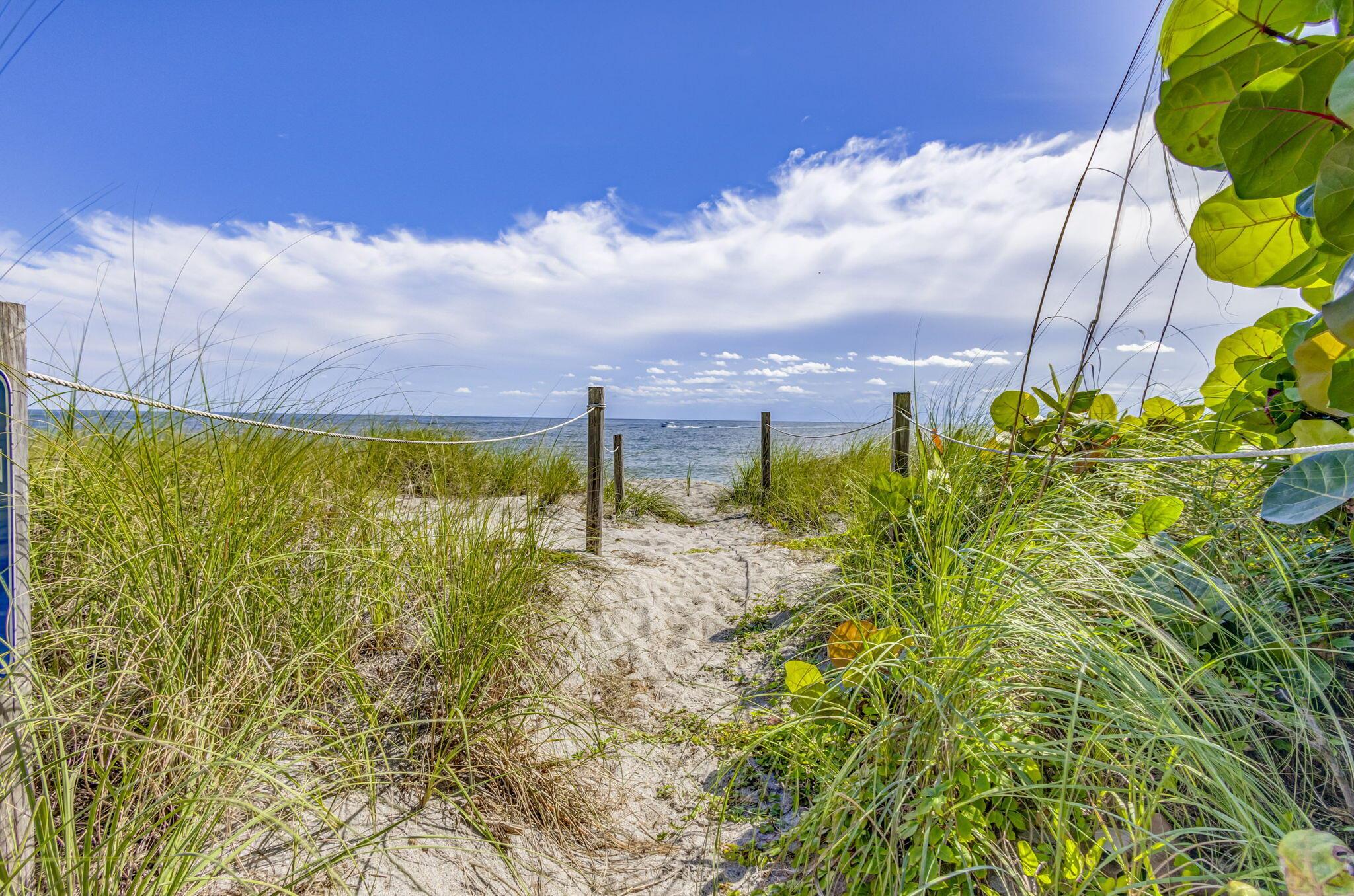 100 Ocean Trl Way #305 Jupiter, FL 33477