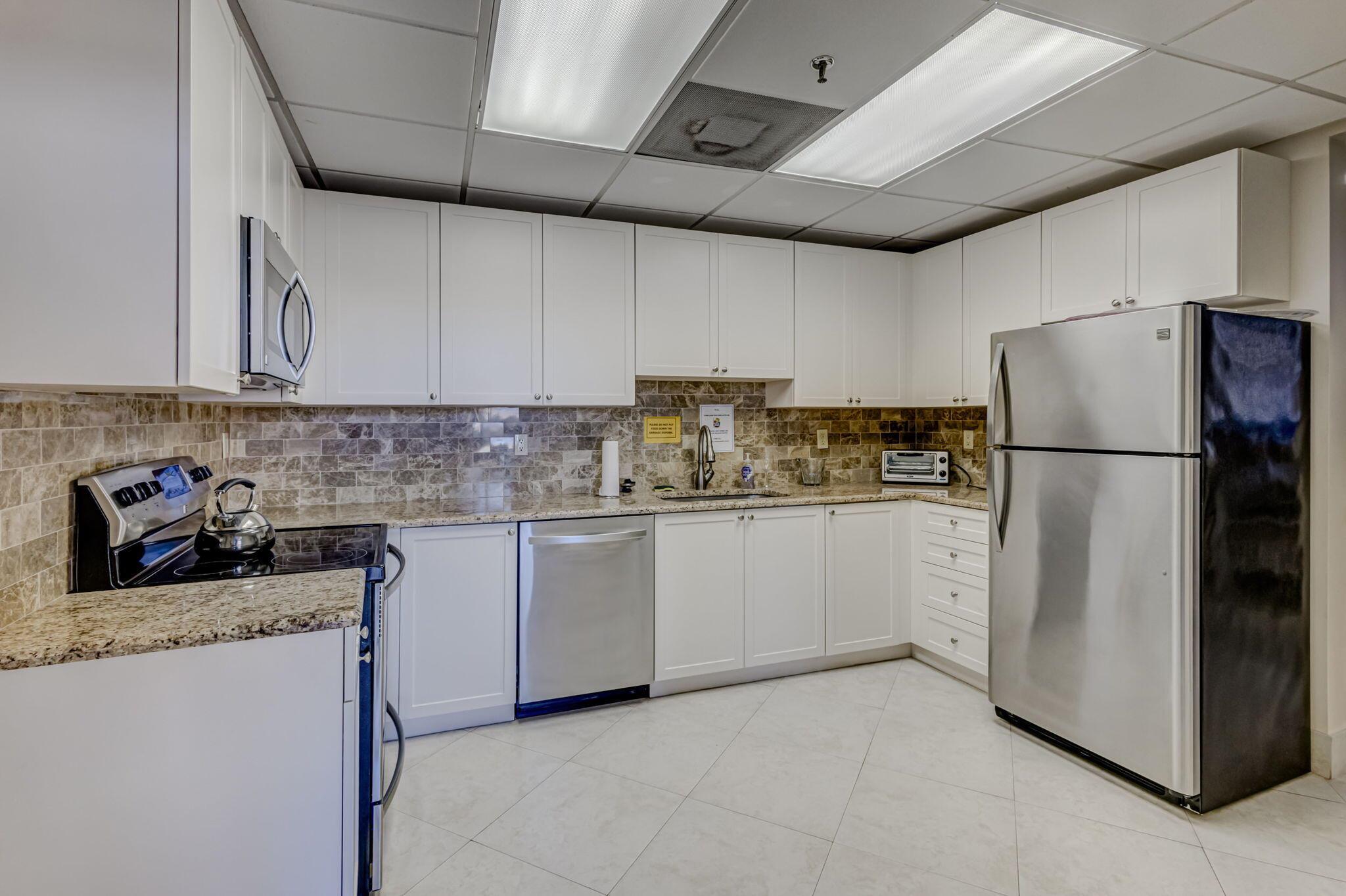 100 Ocean Trl Way #305 Jupiter, FL 33477