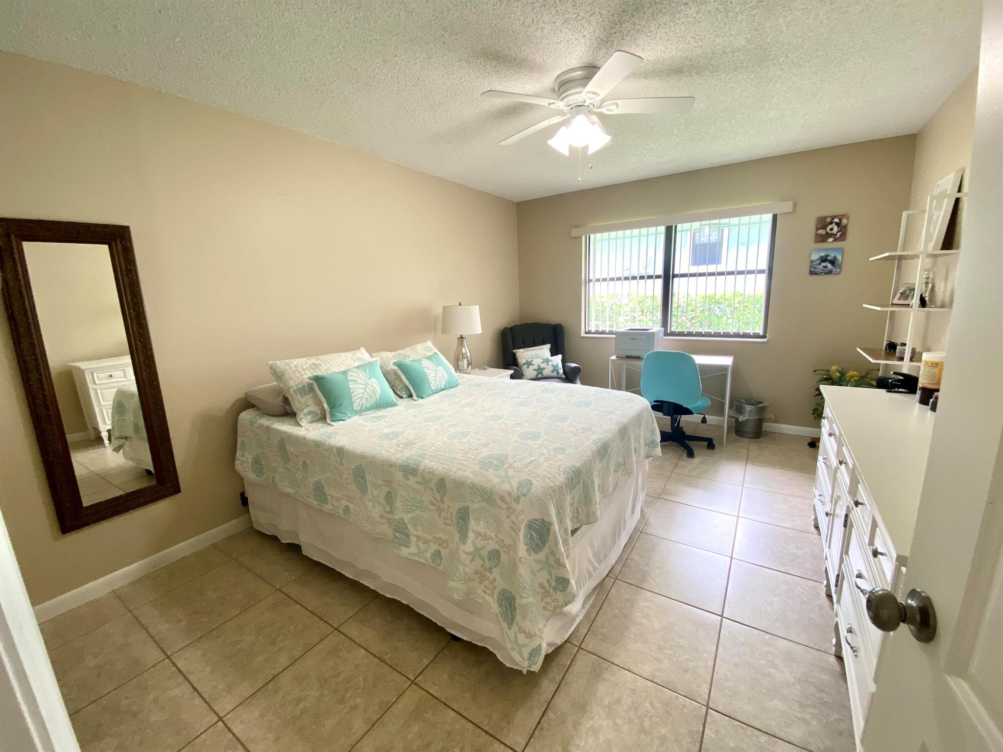 1127 E Seminole Ave #13d Jupiter, FL 33477