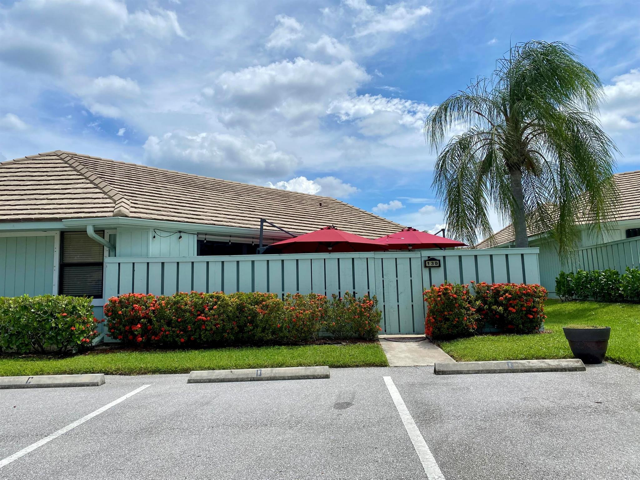 1127 E Seminole Ave #13d Jupiter, FL 33477