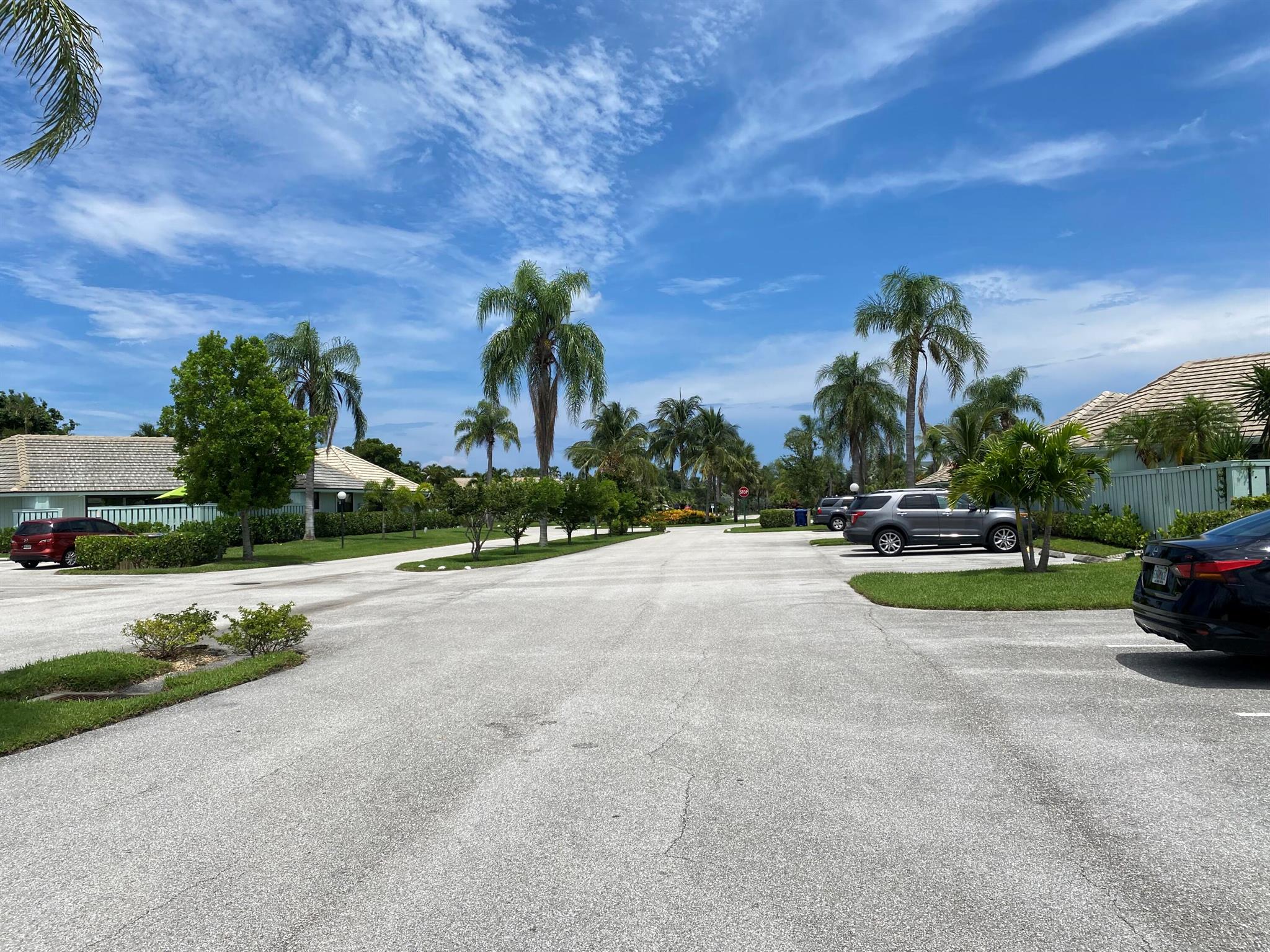 1127 E Seminole Ave #13d Jupiter, FL 33477