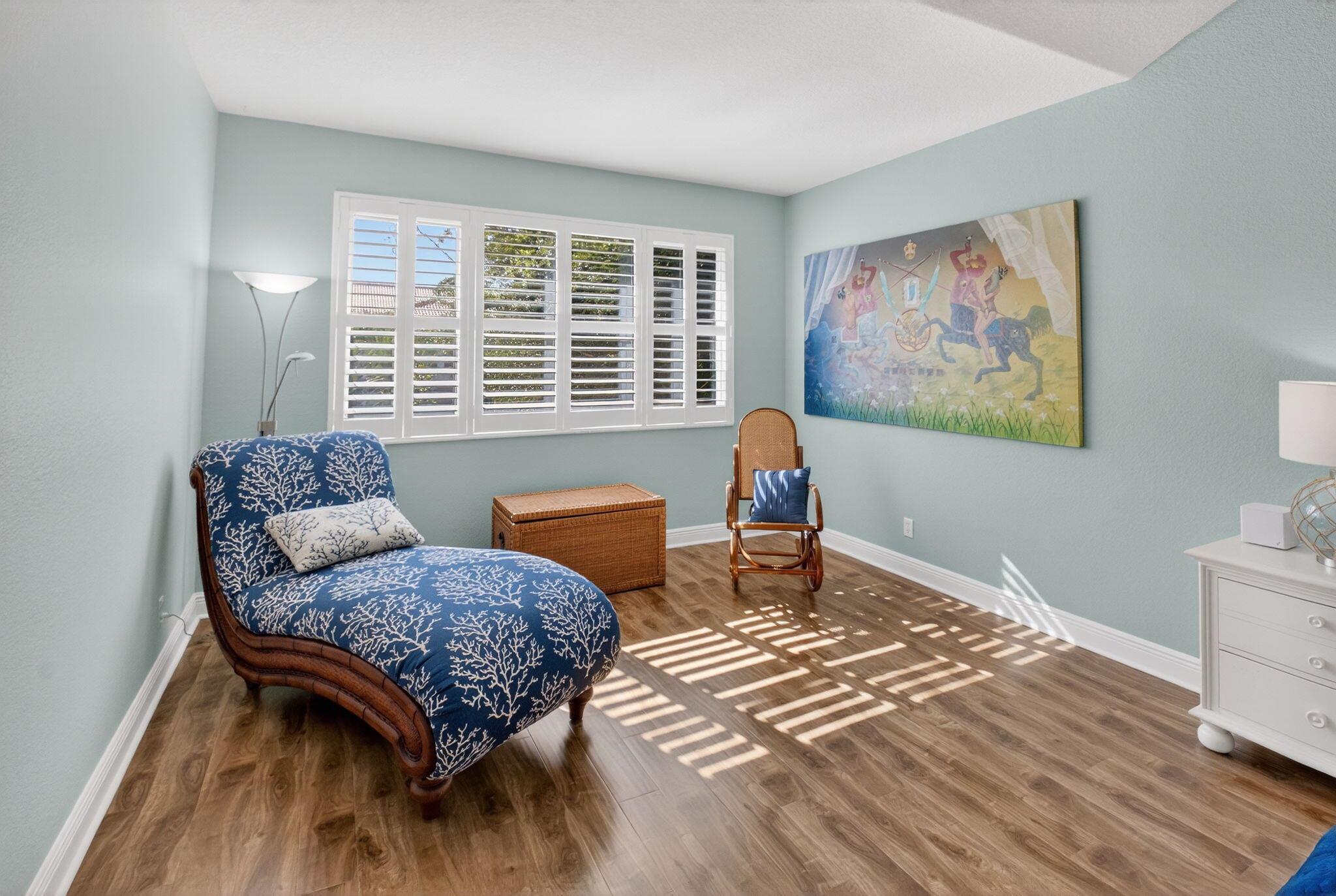 163 Las Brisas Cir Hypoluxo, FL 33462