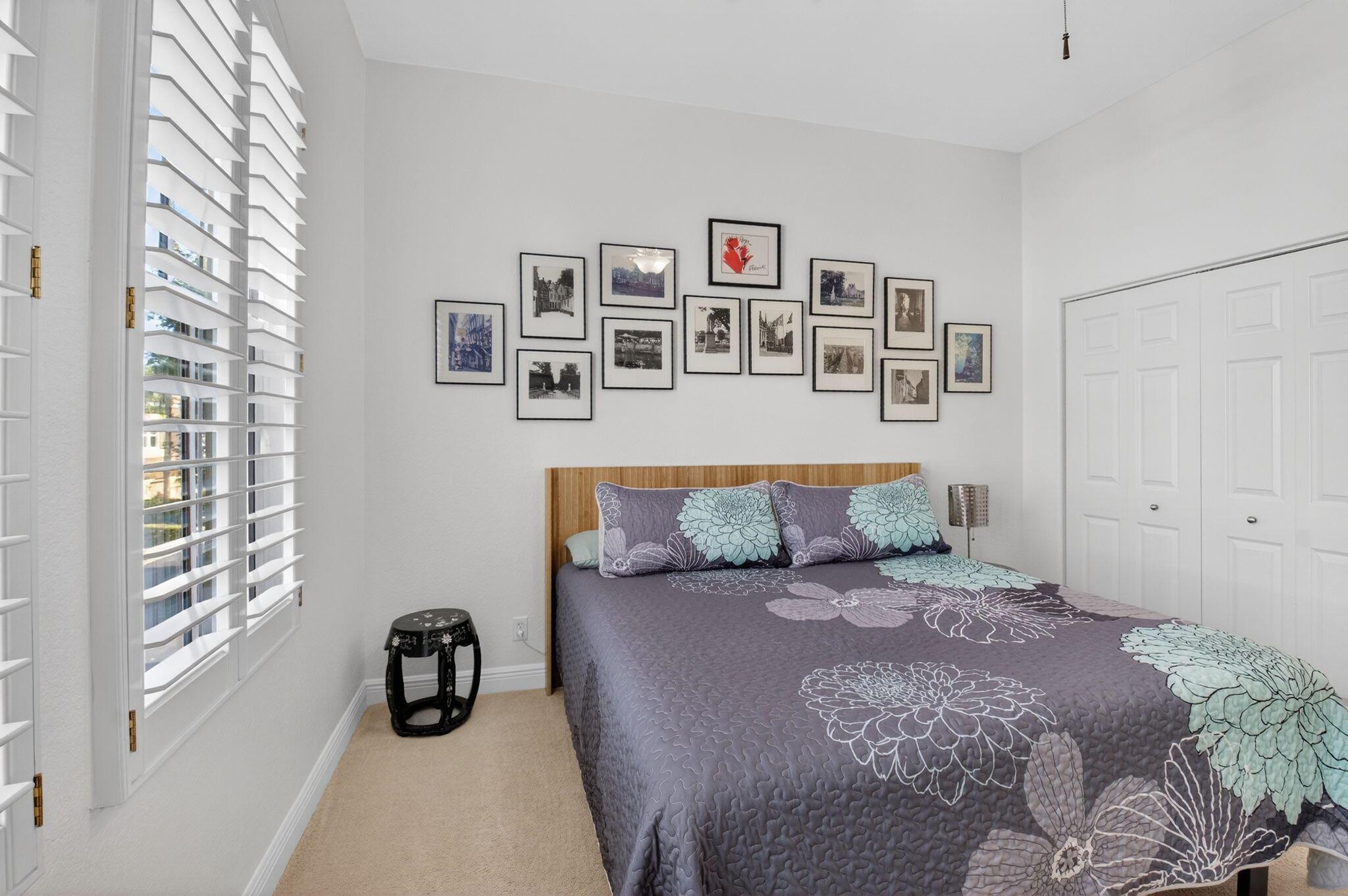 163 Las Brisas Cir Hypoluxo, FL 33462