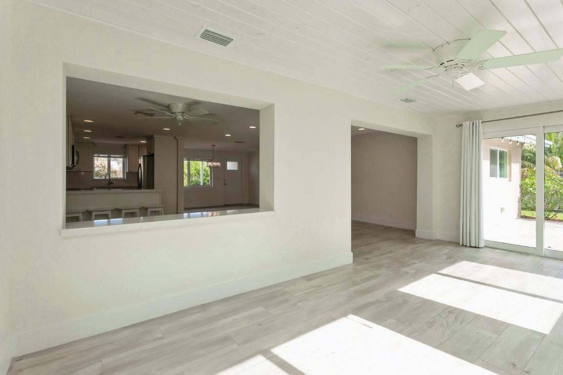 1615 Venus Jupiter, FL 33469