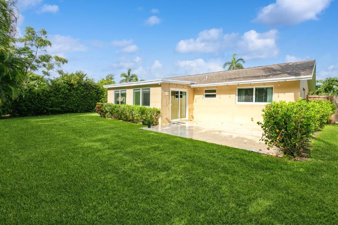 1615 Venus Jupiter, FL 33469