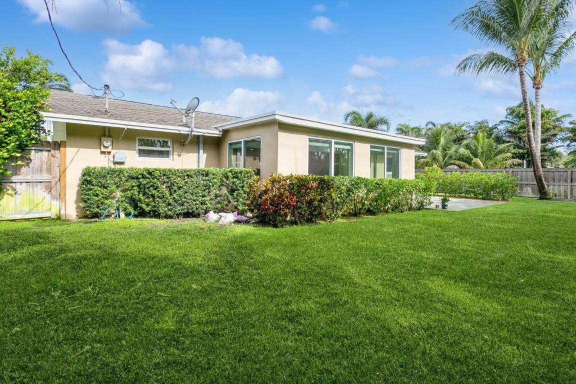 1615 Venus Jupiter, FL 33469