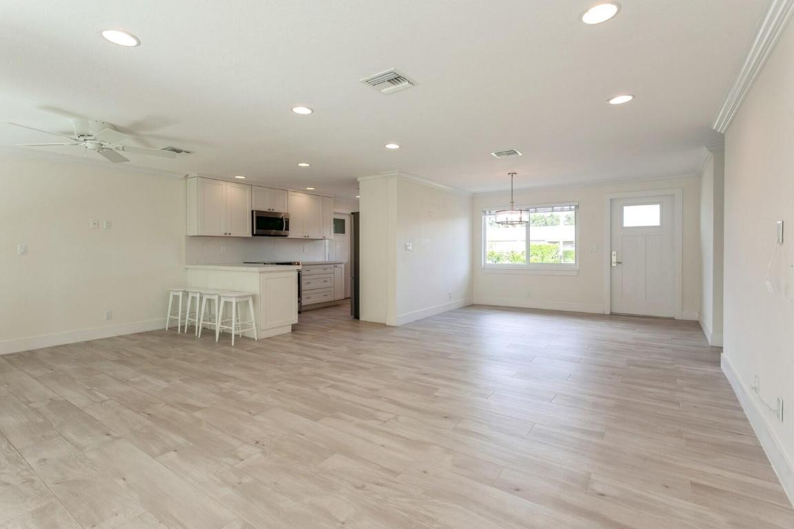 1615 Venus Jupiter, FL 33469