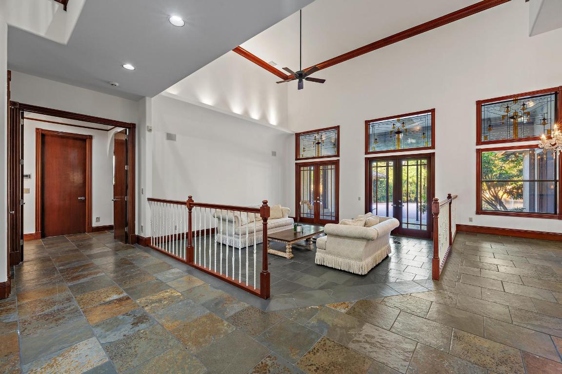 18907 SE Loxahatchee Riv Jupiter, FL 33458