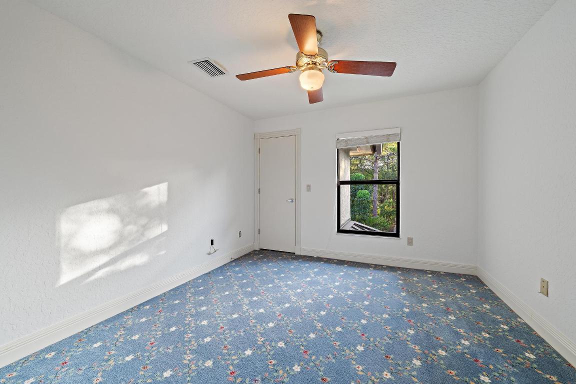 18907 SE Loxahatchee Riv Jupiter, FL 33458