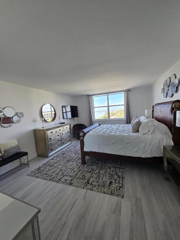 3450 S Ocean #6230 Palm Beach, FL 33480