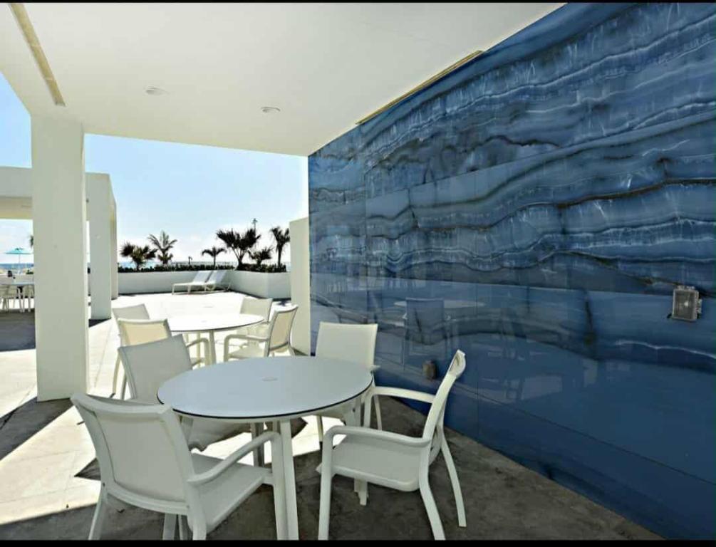 3450 S Ocean #6230 Palm Beach, FL 33480