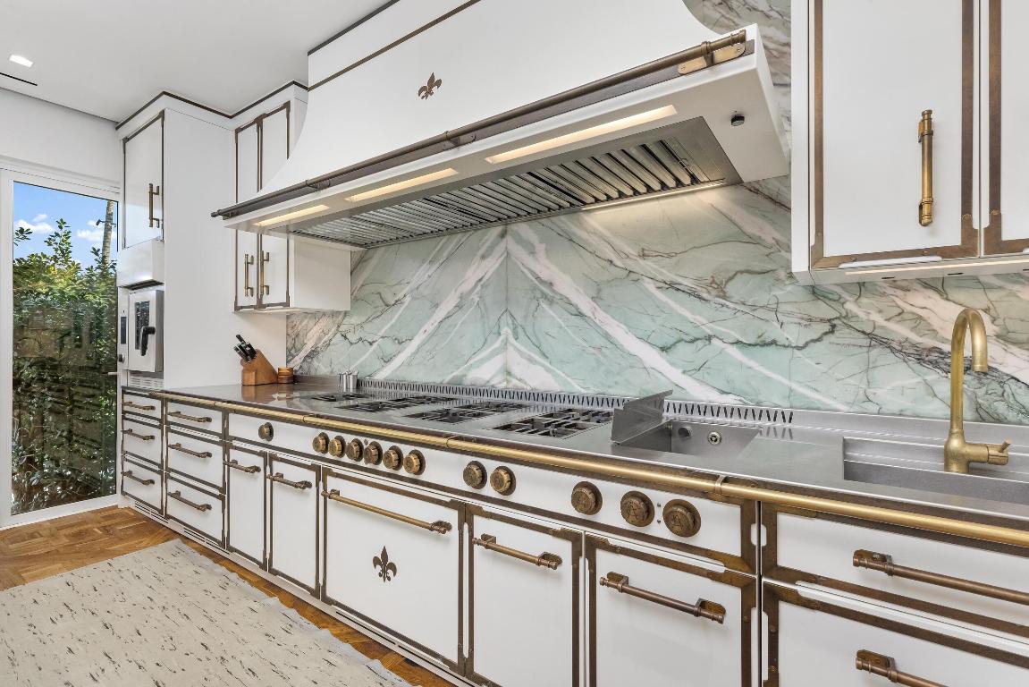 680 S Ocean Palm Beach, FL 33480