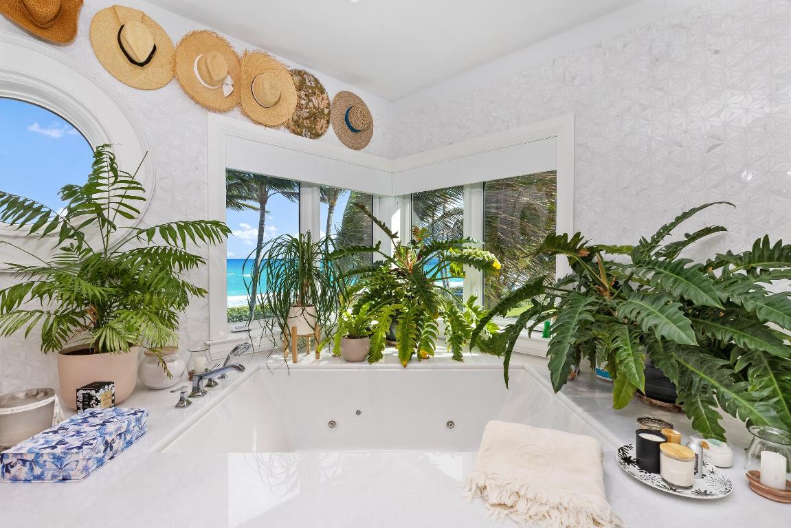 680 S Ocean Palm Beach, FL 33480