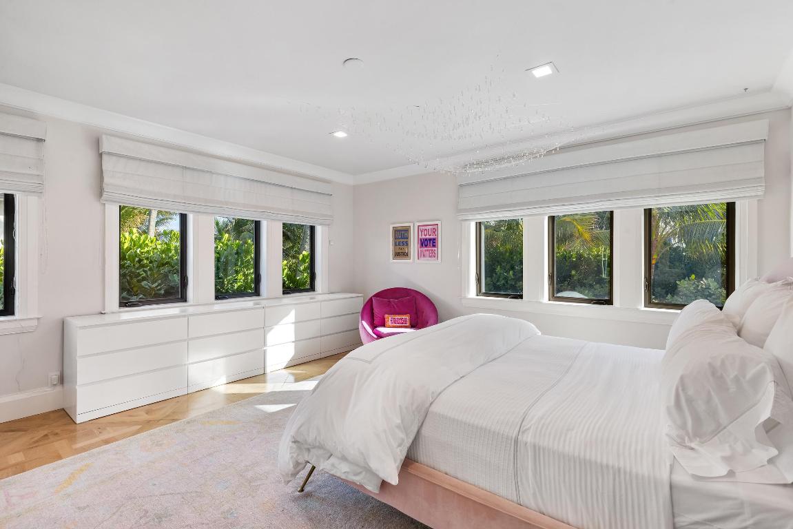 680 S Ocean Palm Beach, FL 33480