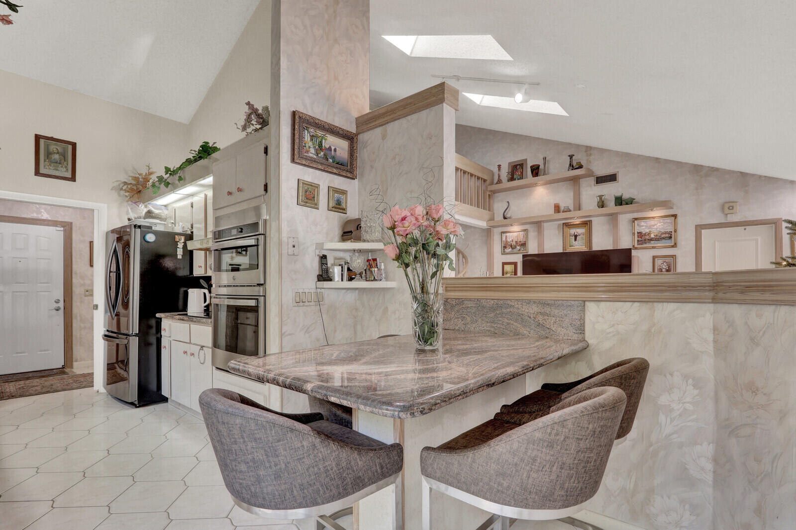 352 River Edge Jupiter, FL 33477