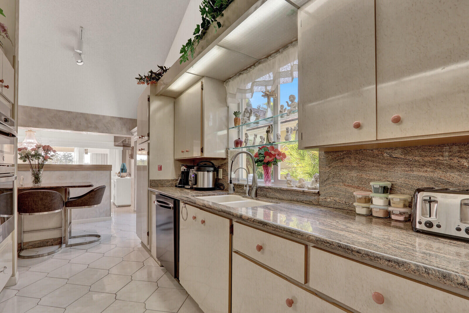 352 River Edge Jupiter, FL 33477