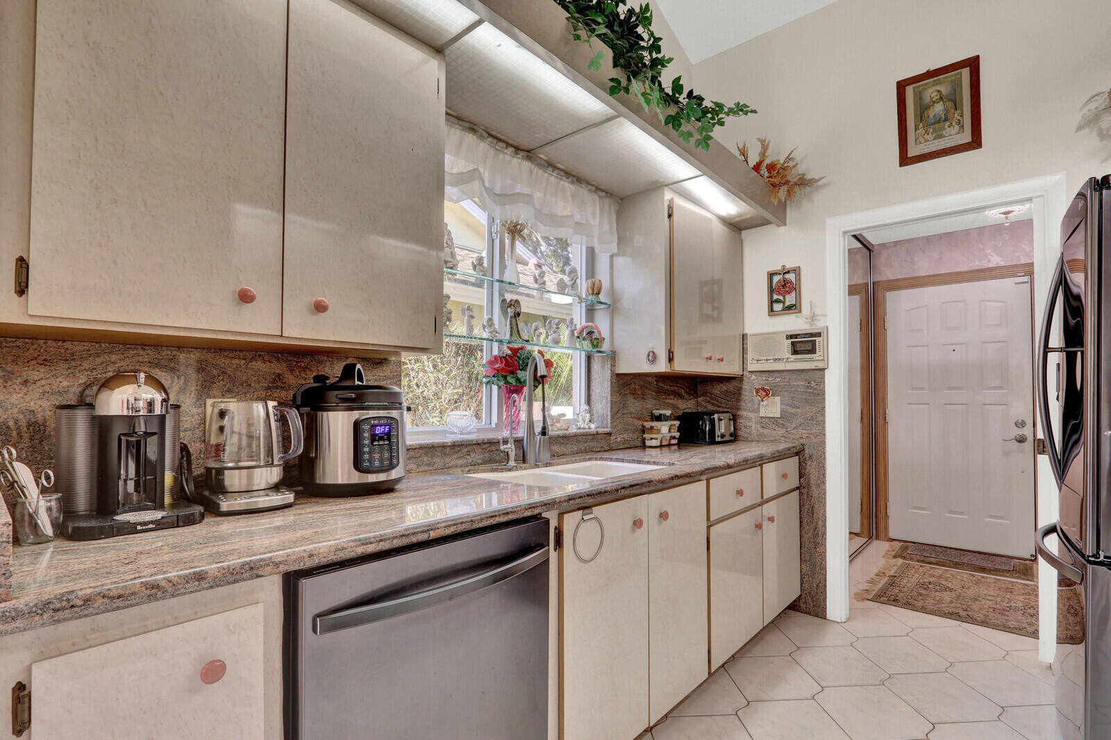 352 River Edge Jupiter, FL 33477