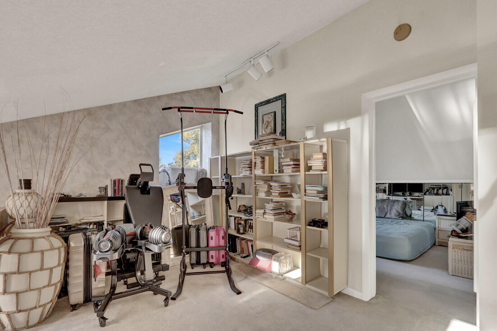 352 River Edge Jupiter, FL 33477