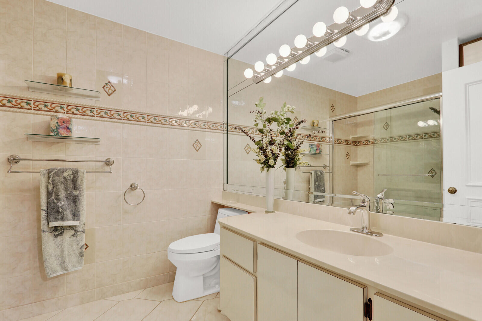 352 River Edge Jupiter, FL 33477