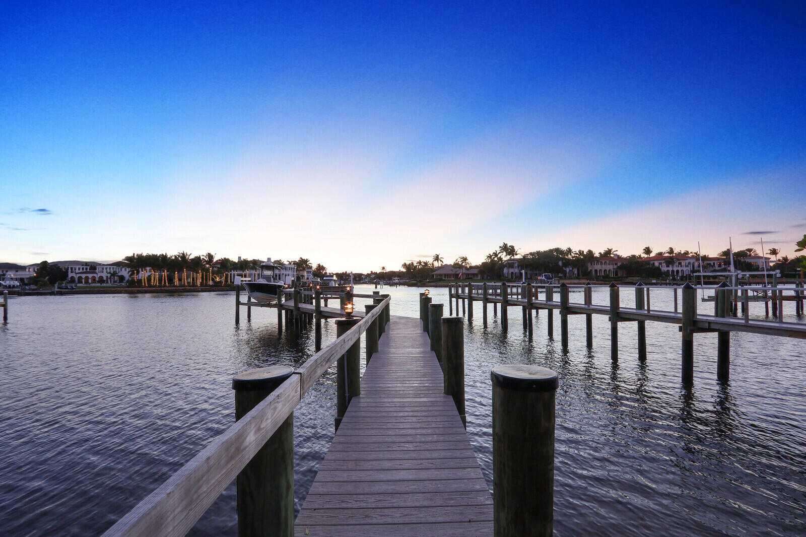 352 River Edge Jupiter, FL 33477