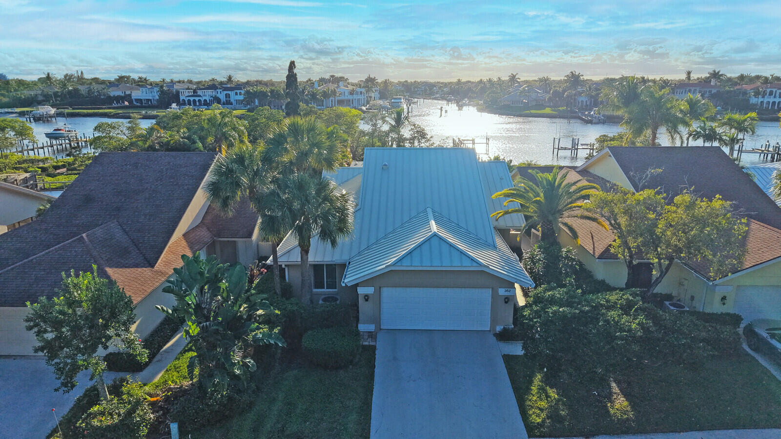 352 River Edge Jupiter, FL 33477