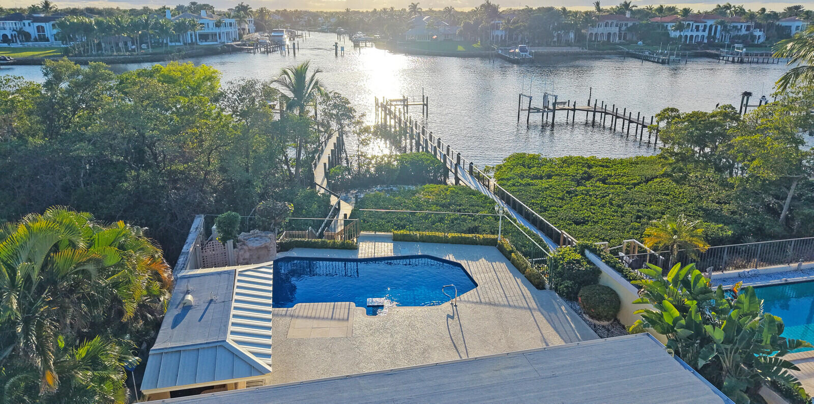 352 River Edge Jupiter, FL 33477