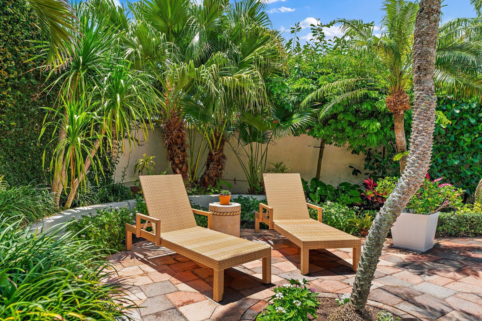 105 Albacore Jupiter, FL 33477