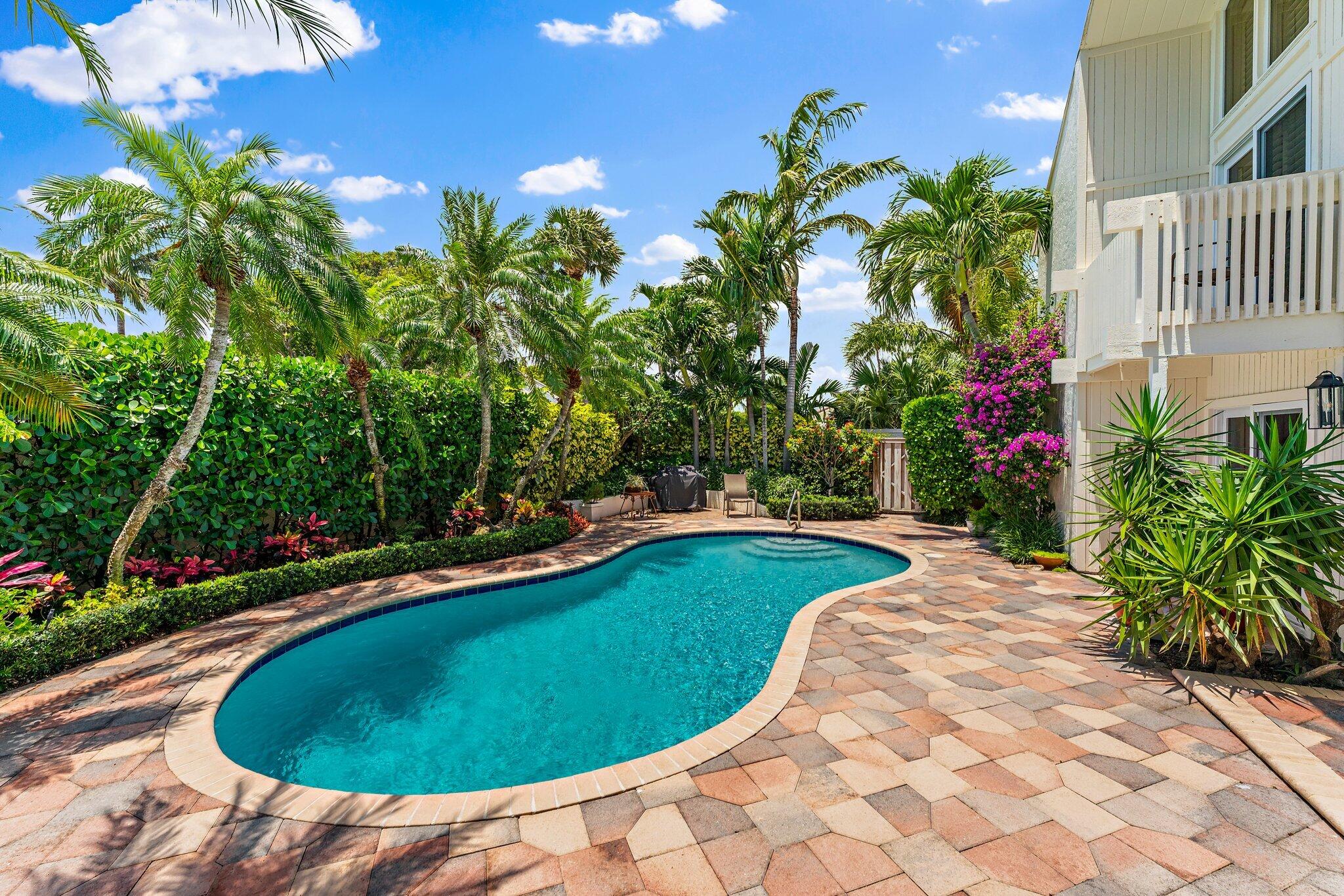 105 Albacore Jupiter, FL 33477